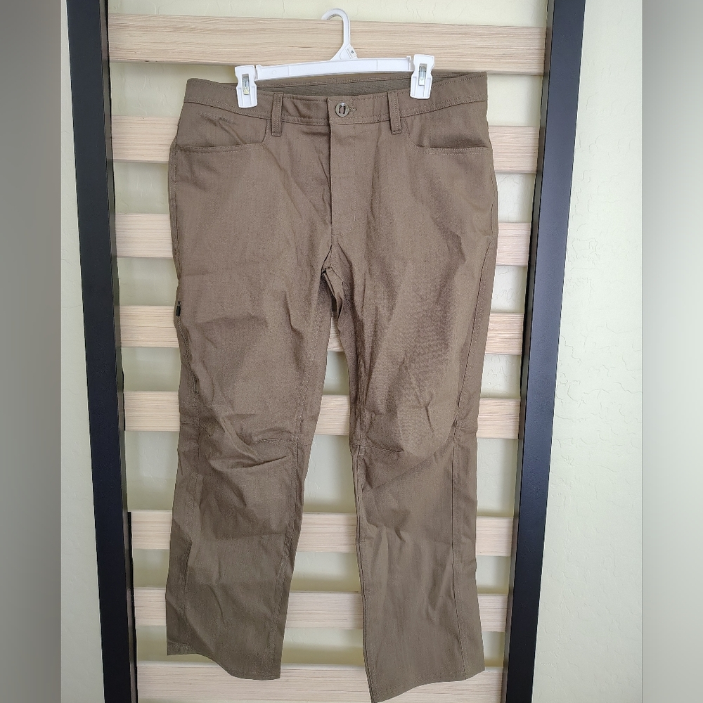 Men's Under Armour Tactical Pants NWT